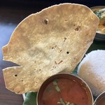 Indian Street Food & Bar GOND - パパド