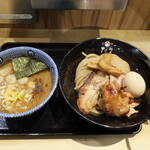 京都 麺屋たけ井 阪急梅田店 - 