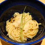 純麦 - 冷たいお出汁で、一口麺。