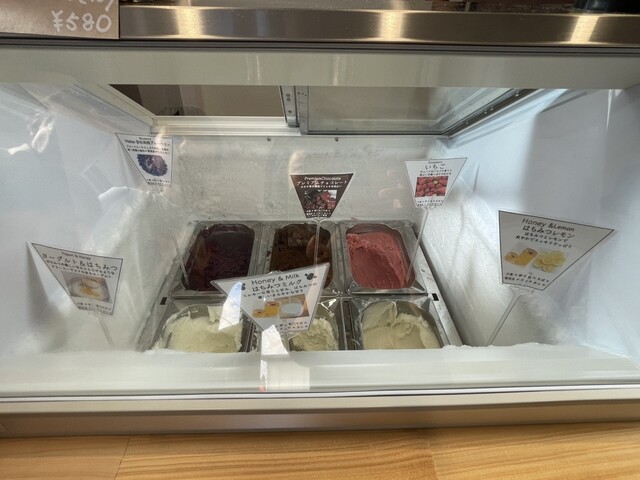 888 蜜ya（ミツヤ） - 猪苗代（売店）の写真