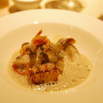 レストラン ベレコ - ホウボウのポアレ　シャンピニオンソース