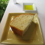 イル ヴィスキオ - 自家製フォカッチャ