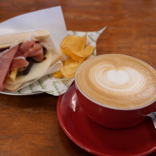 カッフェ ビアンコ_0