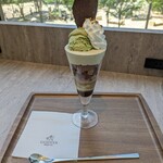 GODIVA cafe - ドバイチョコレートパフェ