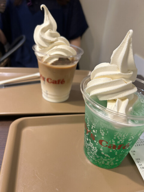 Holly's Cafe Sanjo Muromachi Ten