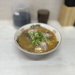 ラーメン あかつき - 料理写真:ラーメン 900円
