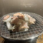 塩ホルモン焼肉 炭備 - 