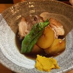 季節料理 よし野 - 豚角煮
