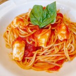 アフタヌーンティー・ティールーム - 料理写真:オーガニックトマトパスタ モッツァレラチーズ入り