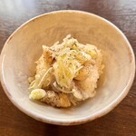 improv. - 三種の炙り角斬り肉丼  500円