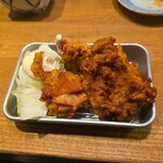 アカマル屋 - 鶏の唐揚げ