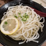 おでん屋たけし - コシなしうどんです。。