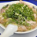 来来亭 - こってりラーメンネギ多め880円+チャーシュー脂身追加200円