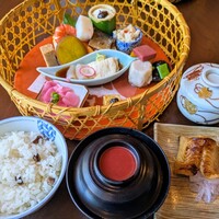 韻松亭 - 
