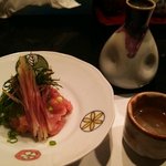 胡魯 - 鮪中落ちの酒盗和え。