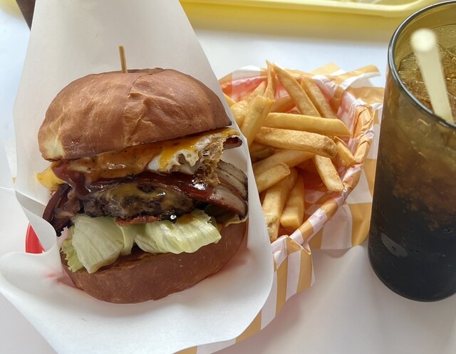 ジェッタバーガーマーケット （JETTA BURGER MARKET） - 北谷町