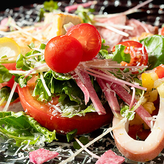 日替わりメニューが魅力◆サラダから海鮮料理まで多彩にご用意