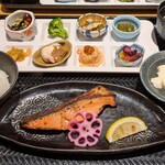 産直鮮魚と炊きたて土鍋ご飯の居酒屋 市場小路 - 