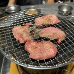 炭火焼肉 かんちゃん - 