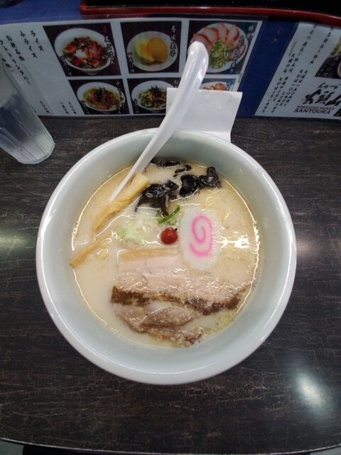 らーめん山頭火 旭川ラーメン村店（さんとうか） - 南永山（ラーメン）の写真