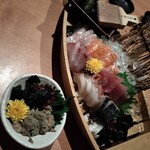 新潟肉と海鮮・50種の地酒 つるまる - 