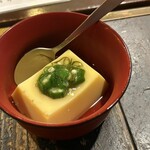 田舎家 炉 - お通し…卵豆腐