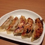 Menya Taigatei - 焼き餃子は味の素の冷凍餃子みたいやし<(~、~)> チェッ！金返せ<(~、~)> チェッ！