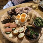 スモークアンドスミビ 102 - 名物燻製盛り合わせ3人前