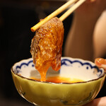 牛タンと馬肉とクリスピー餃子 ひまわり［精］ - 焼桜鍋　盛合せ　とろろ卵黄付