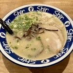 博多らーめん Shin-Shin 福岡PARCO店 - 