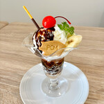Pom cafe - ポムちゃんのチョコレートパフェ