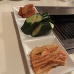 清香園 - キムチ盛り合わせ