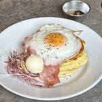ナンバー・エー - パンケーキ ベーコンエッグ