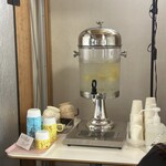 トイチパンケーキ - フルーツウォーターはセルフです☺️