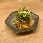 ワイン÷炭火焼き酒場cacco - ゴマカンパチ