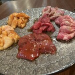 本町肉倶楽部 tongue be - 