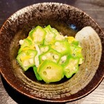 楽 - つきだし（旬のオクラ）