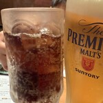 炭火焼肉　仁 - 神泡のザ・プレミアム・モルツ（中）630円、コーラ 350円。