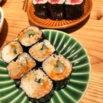 立ちすし酒場さしす - イカウニ巻、鉄火巻