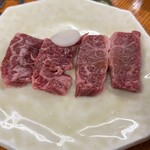 炭火焼肉・ホルモン モツの関ちゃん - 