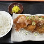 赤丸食堂 - 小ライス＋梅だれおろしヒレカツ
