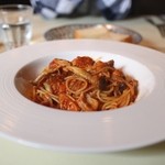 ゴッチャポント - 秋鮭としめじのトマトソース スパゲッティ☆