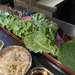 Korean Dining テジテジ - サンチュ他
