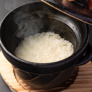 肉に合わせる【炊き立ての土鍋銀シャリ】