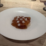 Itsuki - ◆鹿児島　紅はるかのアイス
      愛知　幸水のグラニテ
      黒烏龍茶のジュレ
      角切りの幸水とミント　キャラメリーゼしてないのに黒烏龍茶が香ばしさを与え紅はるかのアイスとベストマッチ。美味しすぎるでしょ〜♪