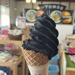 下仁田こんにゃく観光センター - 蒟蒻ソフト（ブラックチョコレート）