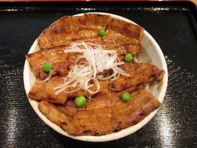 ぶた一家 - 西帯広（豚丼）の写真