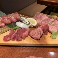 上野太昌園 上野別館 - タン盛り合わせ