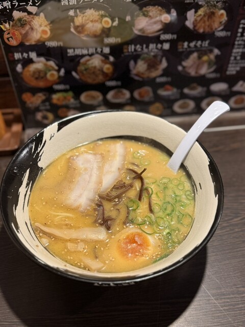 ②めんたろ 麺太郎 - 新西大寺町筋/ラーメン | 食べログ