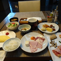 Lounge & Dining G - 